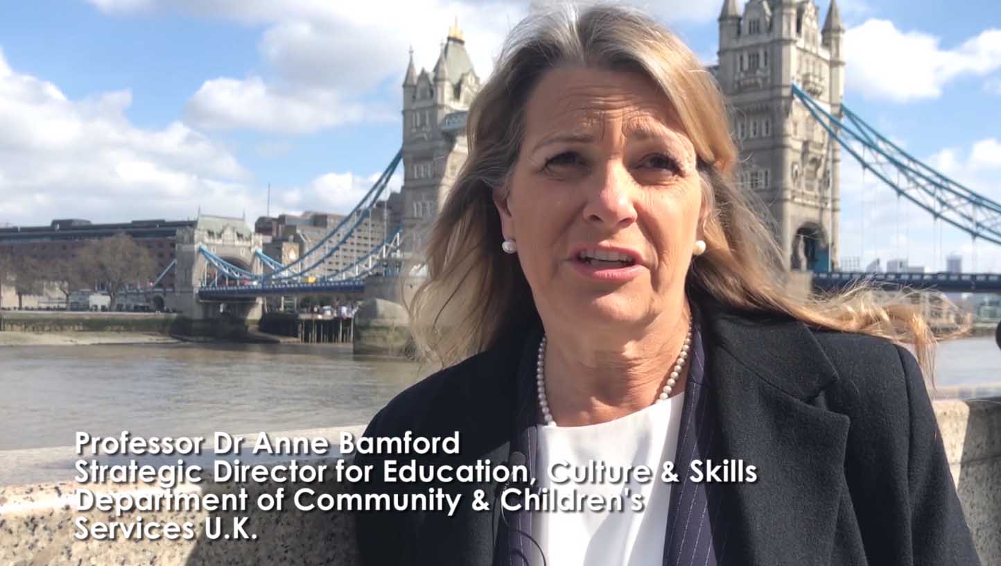 Professor Dr Anne Bamford UK